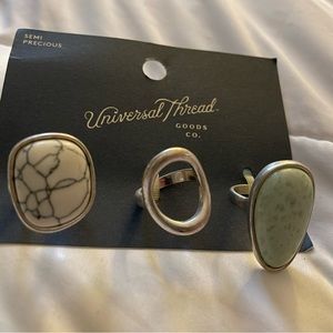 NWT 3-Piece Ring Set. Size 8,7,6 (all on one)